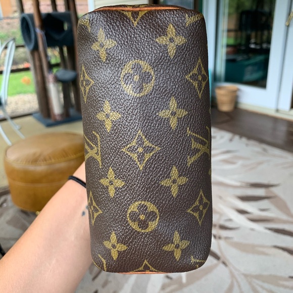 🚫SOLD ON Ⓜ️🚫✨Lv mini speedy bag - Picture 8 of 13